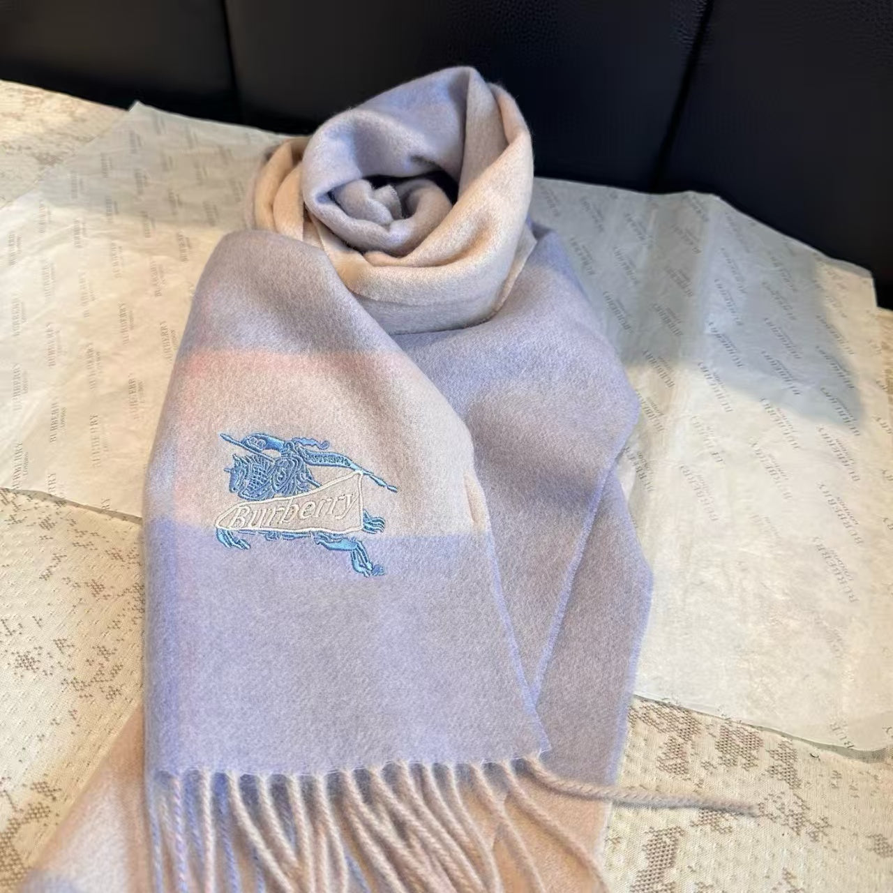 New double-sided scarf