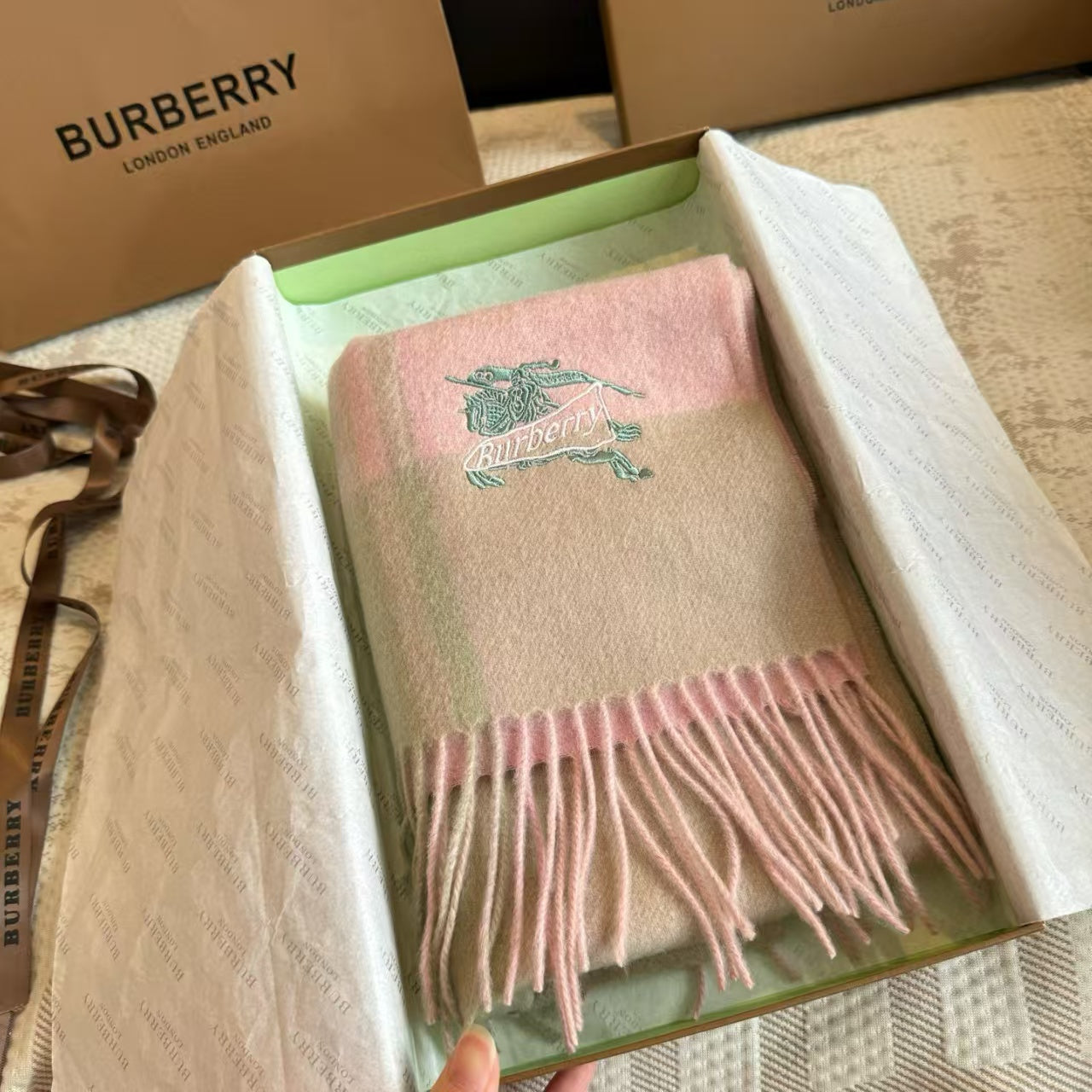 New double-sided scarf