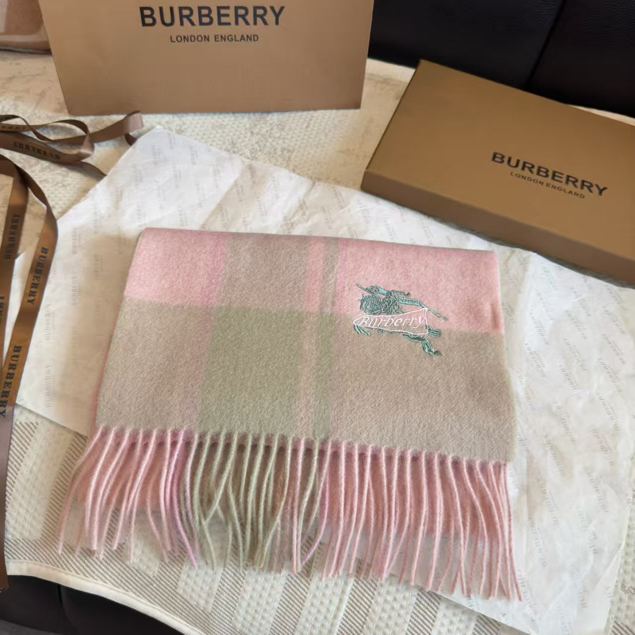 New double-sided scarf