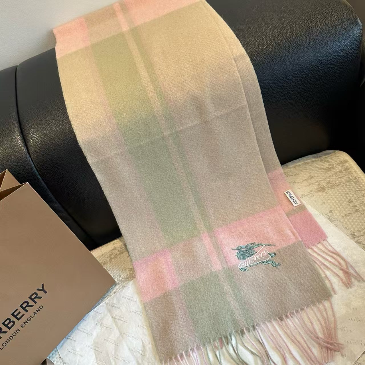 New double-sided scarf