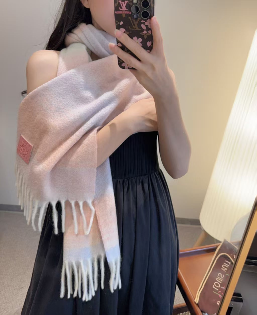 New gradient scarf