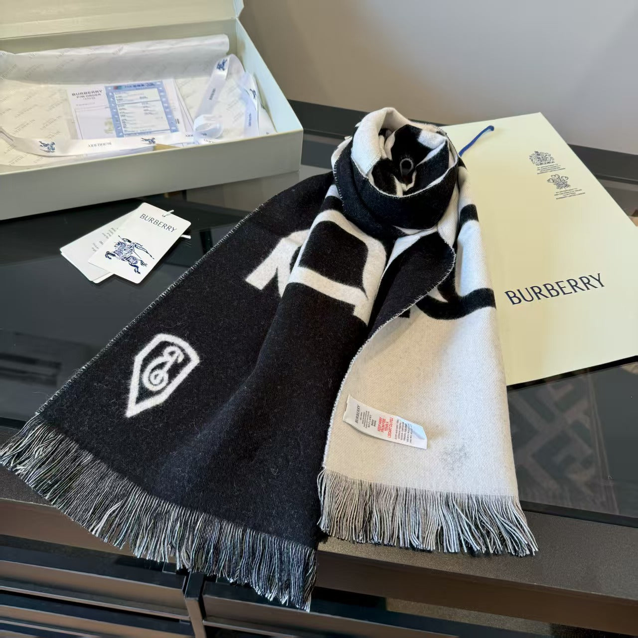 New double-sided two tone scarf
