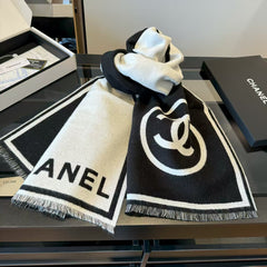 New black and white symmetrical shawl