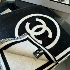 New black and white symmetrical shawl