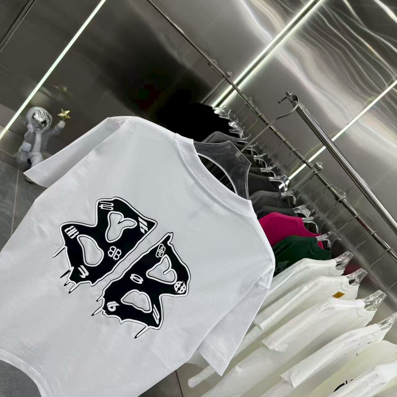 New flocking short sleeved T-shirt