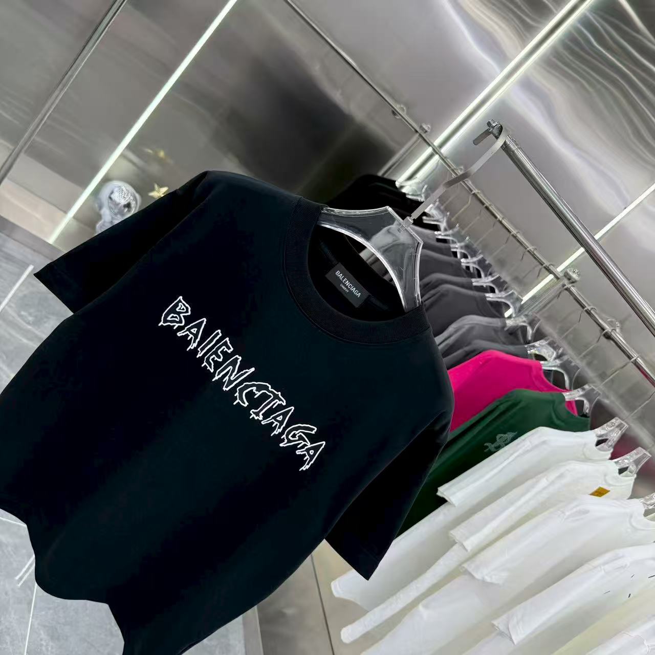 New flocking short sleeved T-shirt