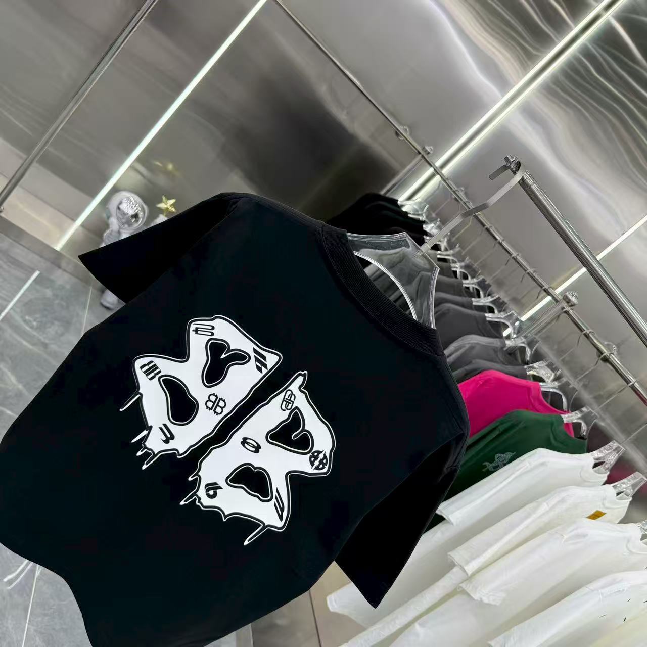 New flocking short sleeved T-shirt