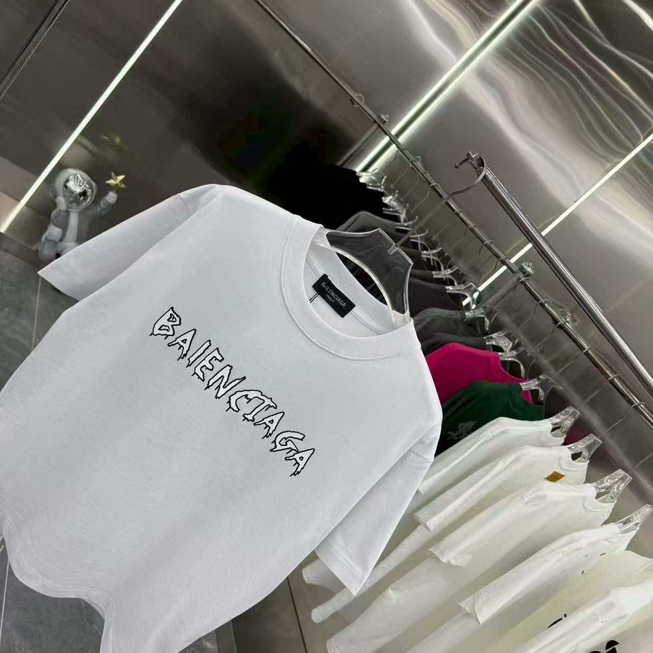 New flocking short sleeved T-shirt