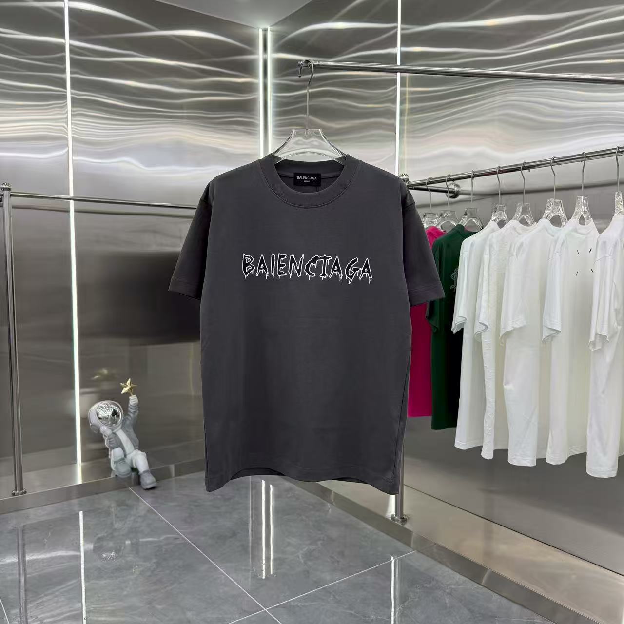 New flocking short sleeved T-shirt