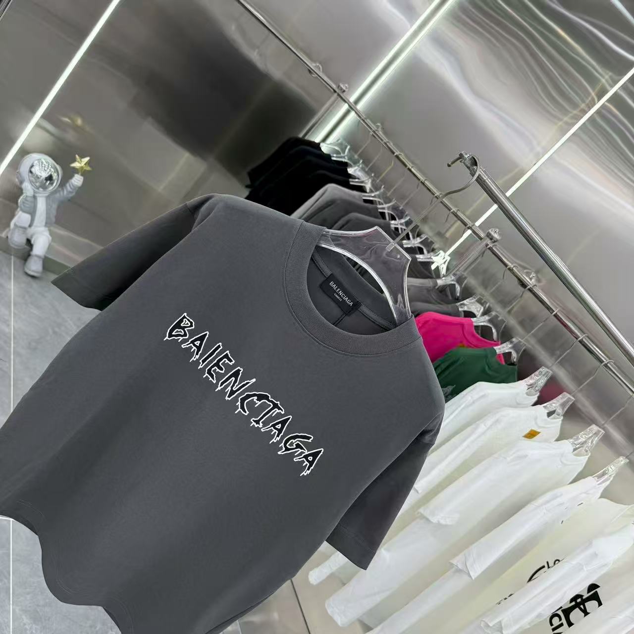 New flocking short sleeved T-shirt