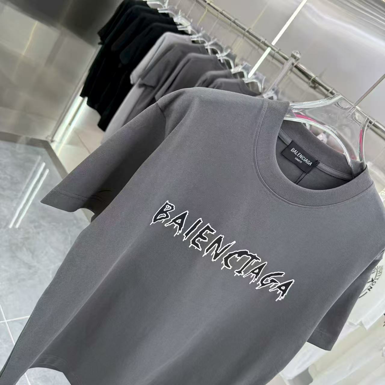 New flocking short sleeved T-shirt