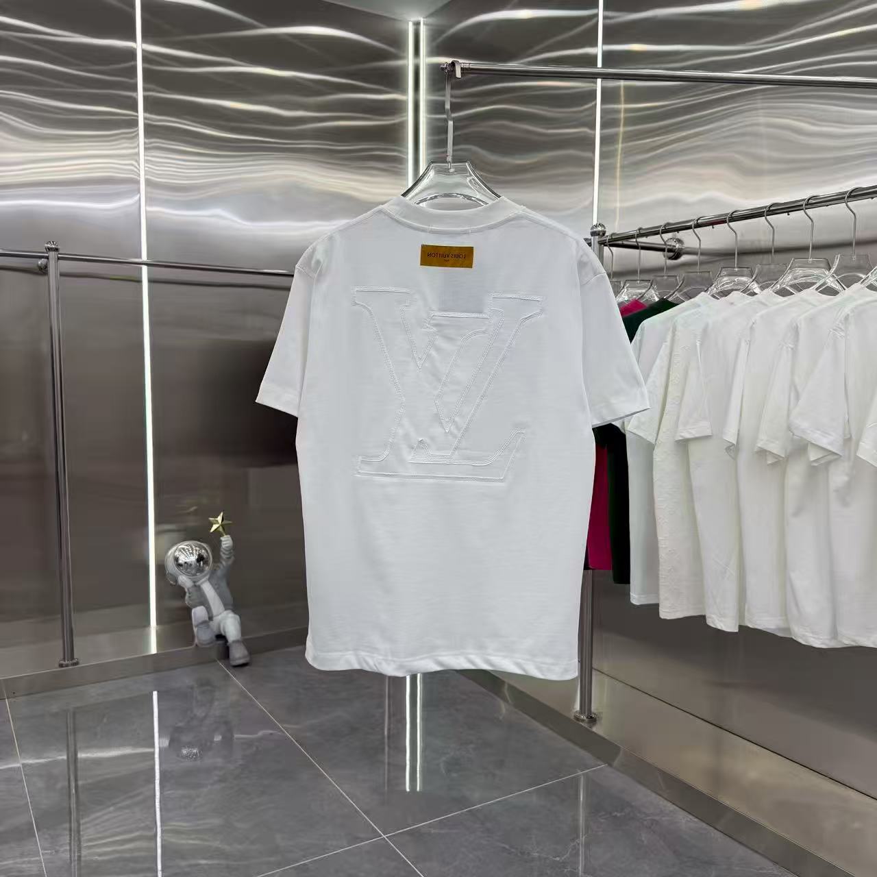 New decal short sleeved T-shirt