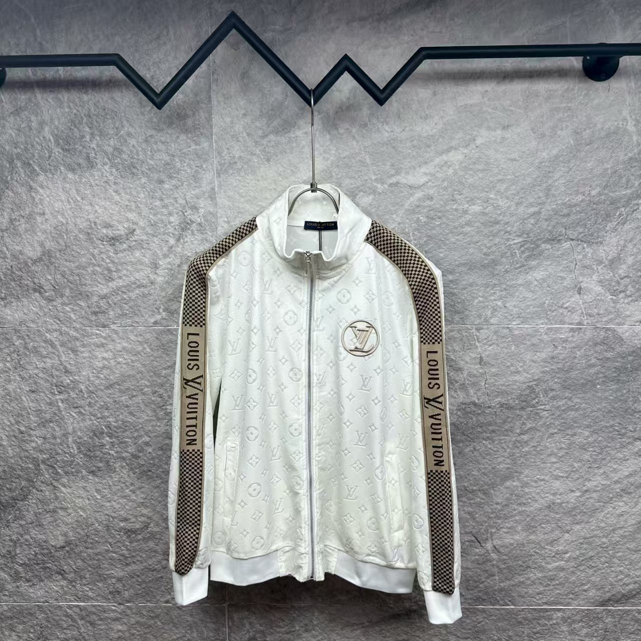 New Embroidered Full Print Set