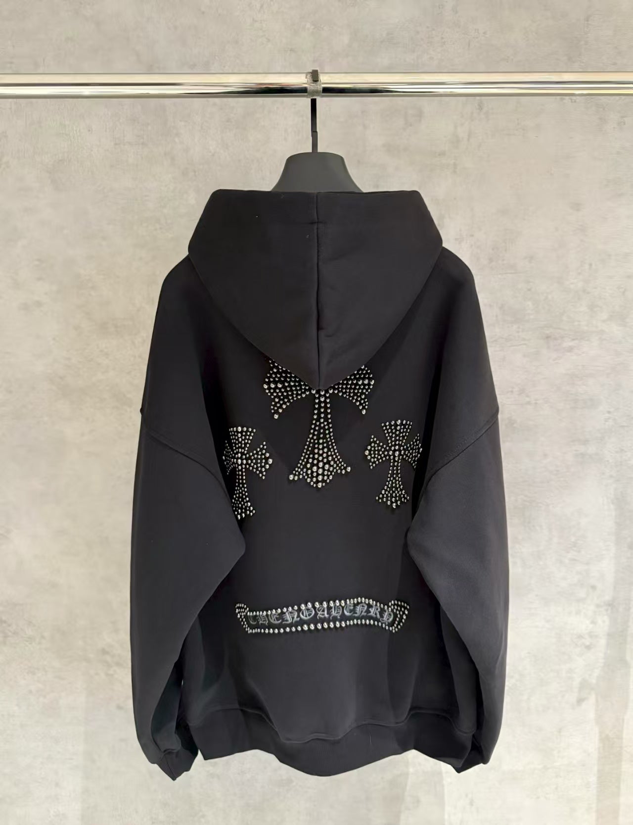 New long sleeved hooded sweatshirt