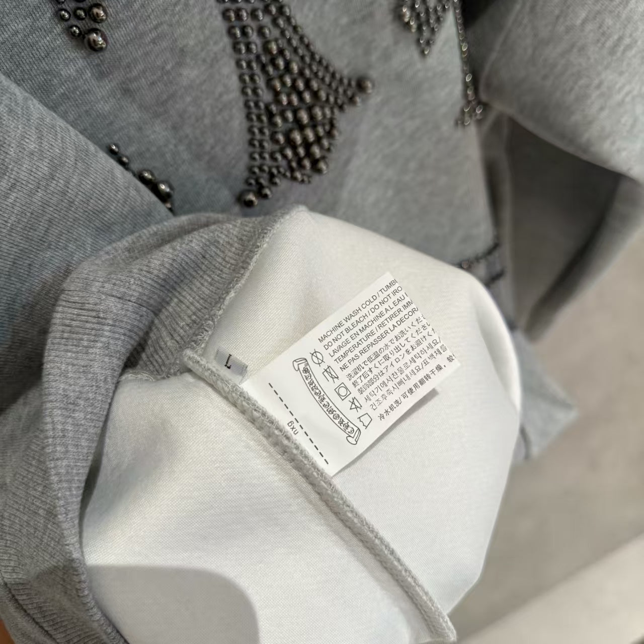 New long sleeved hooded sweatshirt
