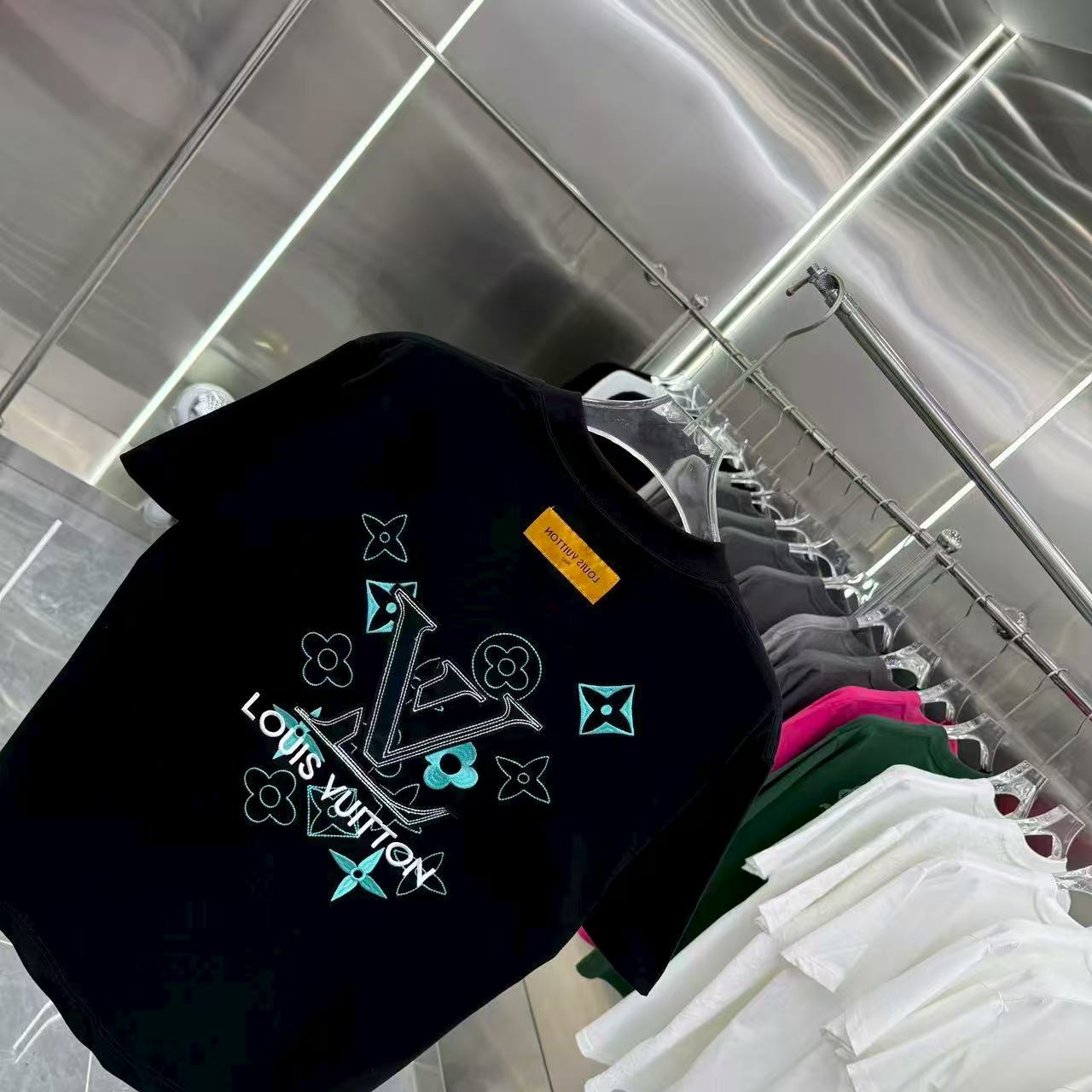 New patch short sleeved T-shirt