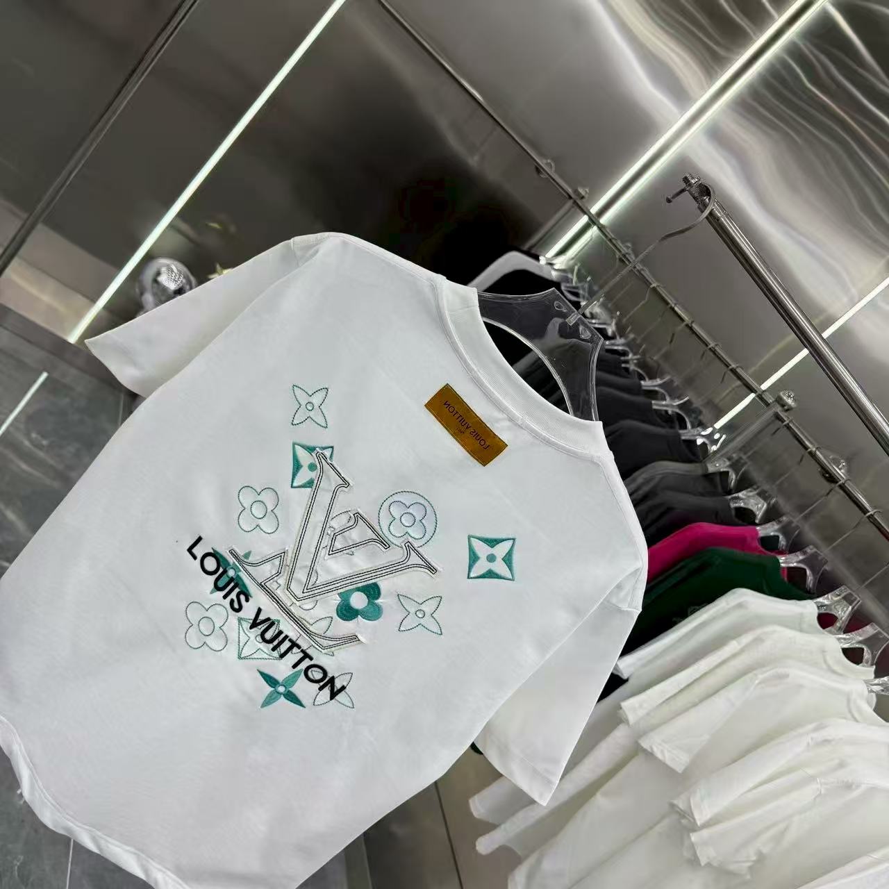 New patch short sleeved T-shirt