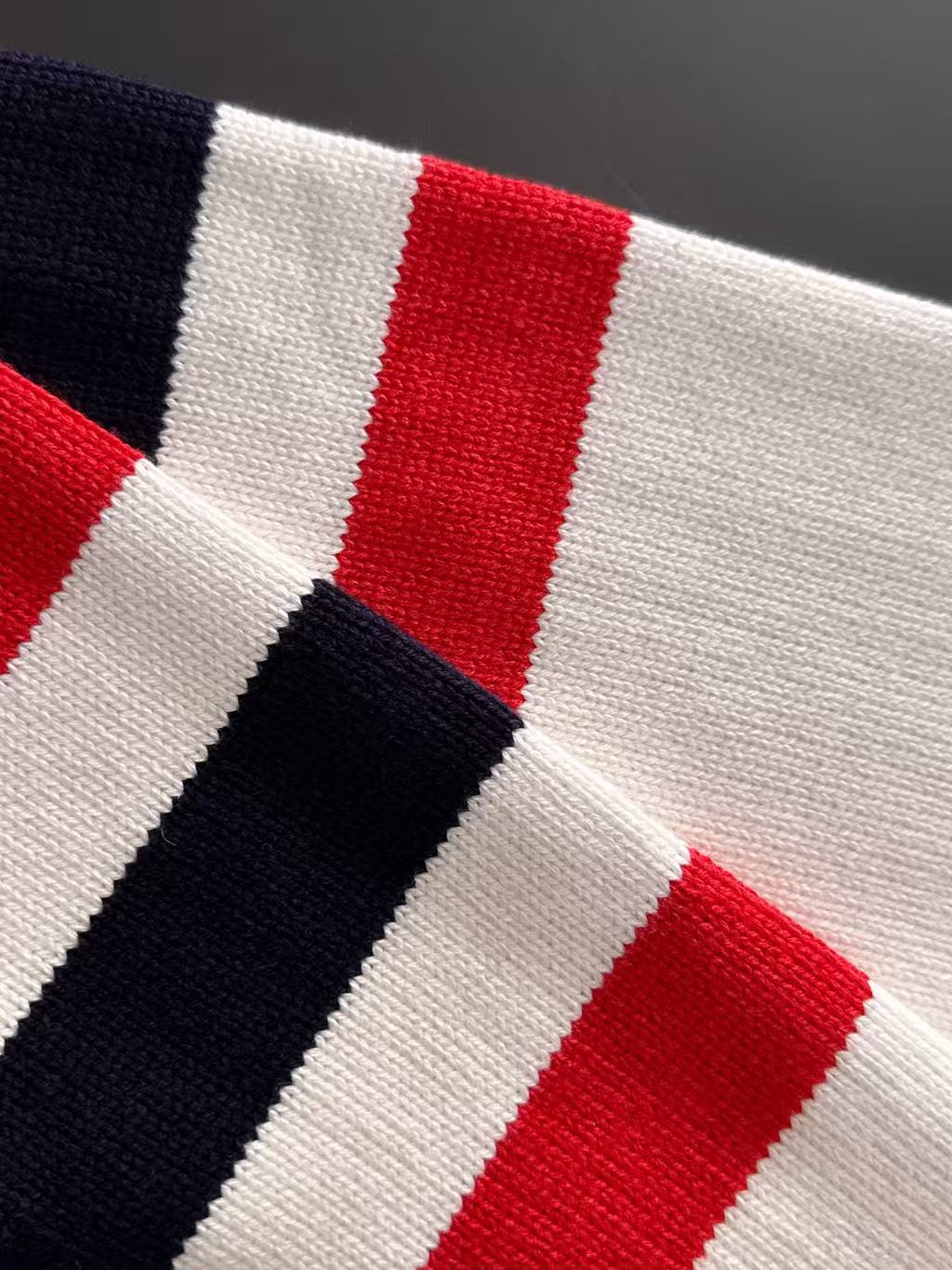 New towel embroidered long sleeved sweater
