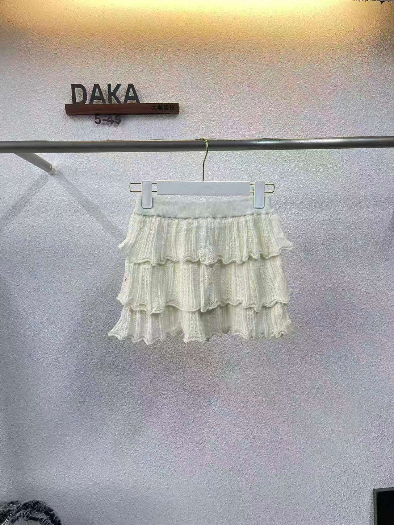 New Knitted Top Short Cake Half Body Two Piece Set