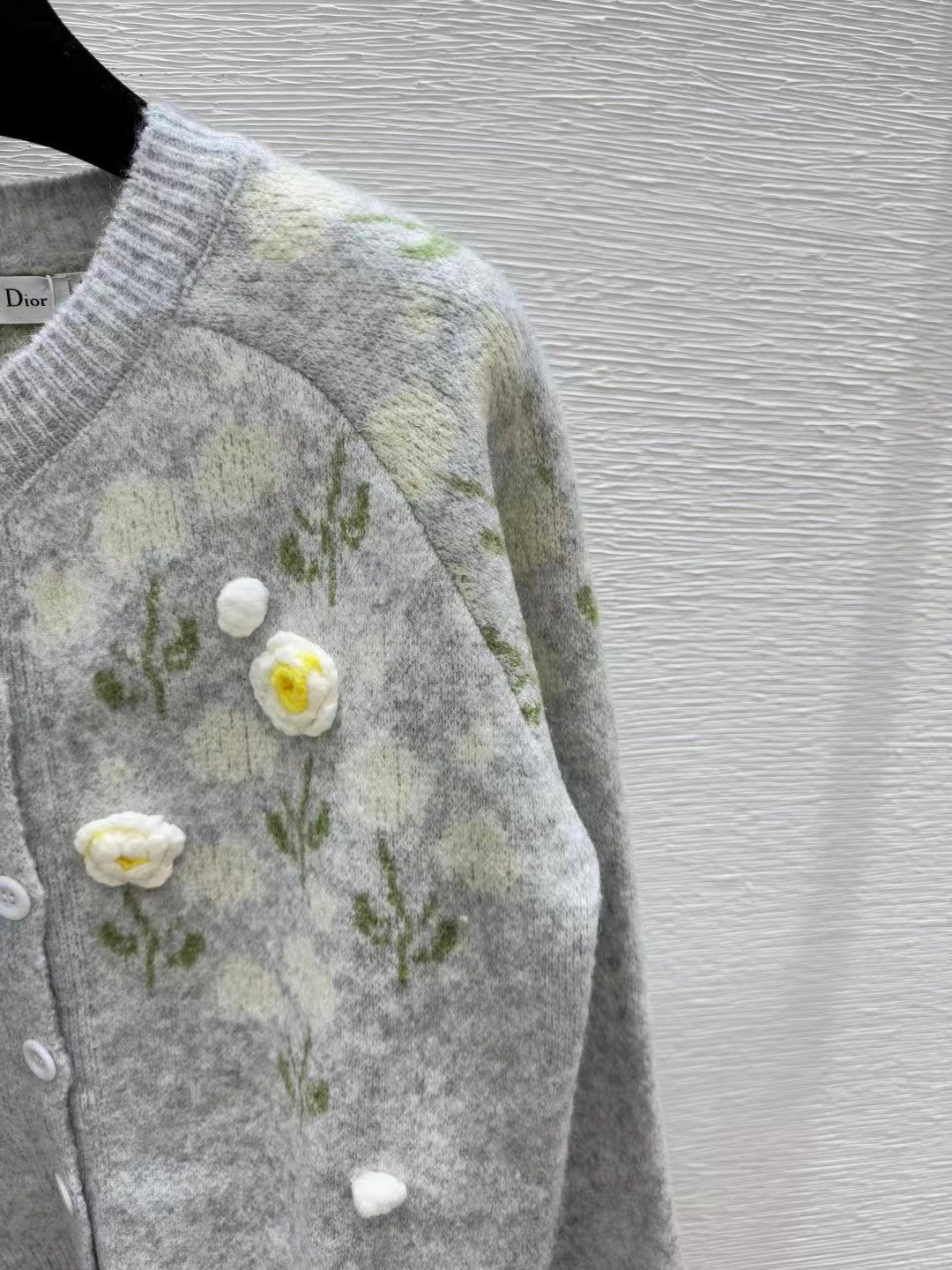 New Knitted Flower Knitted Cardigan