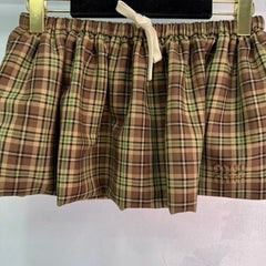 New style fluffy short skirt