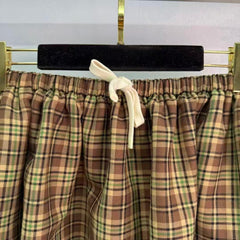 New style fluffy short skirt