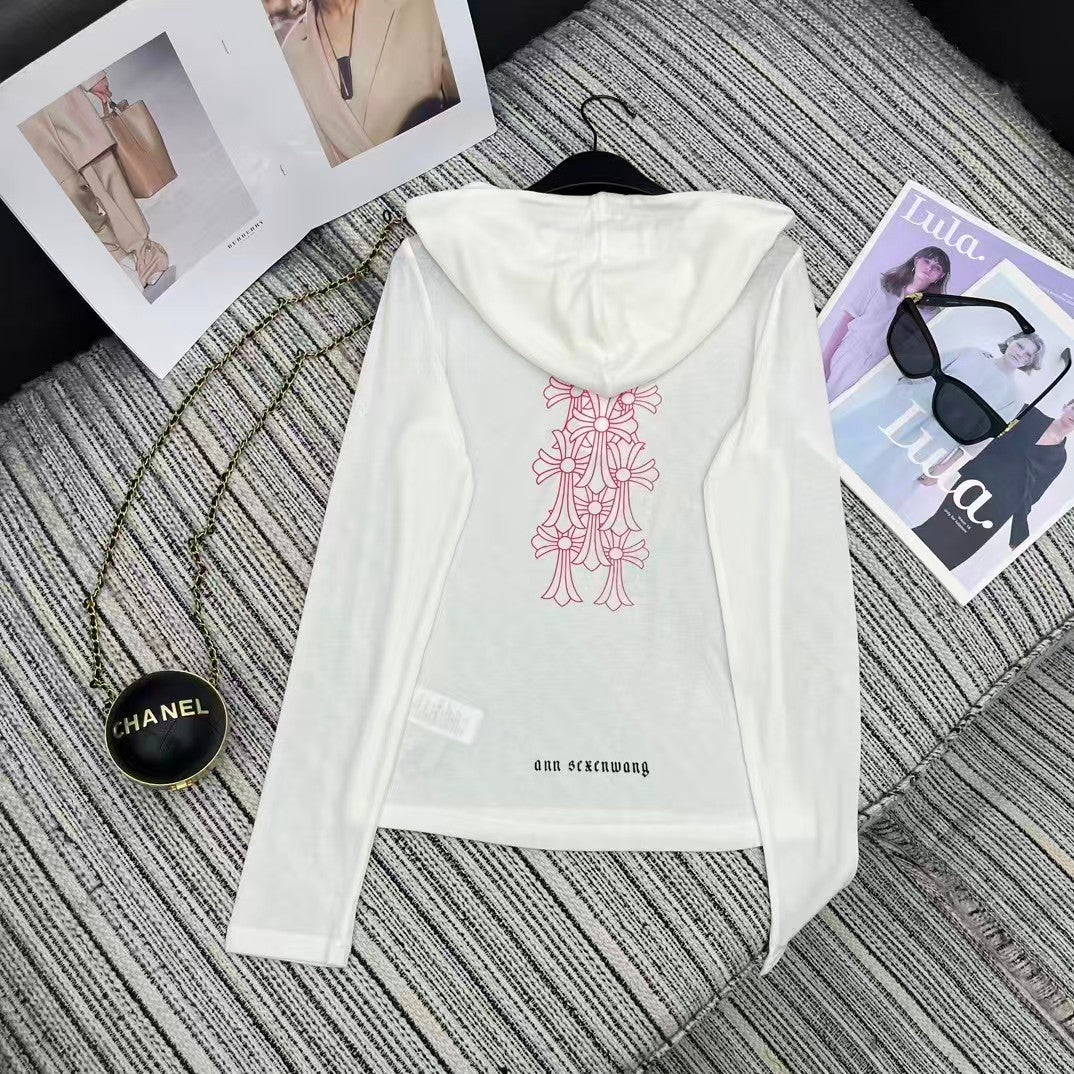 New printed hooded long sleeved top