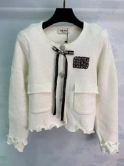 New round neck long sleeved cardigan