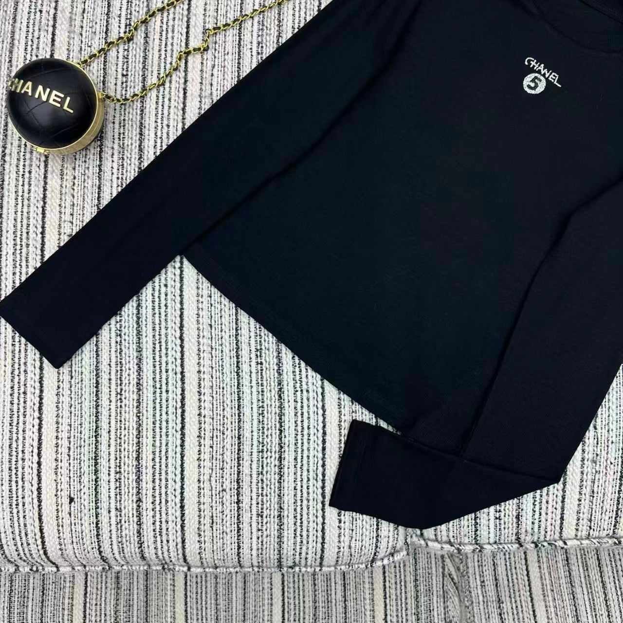 New round neck print