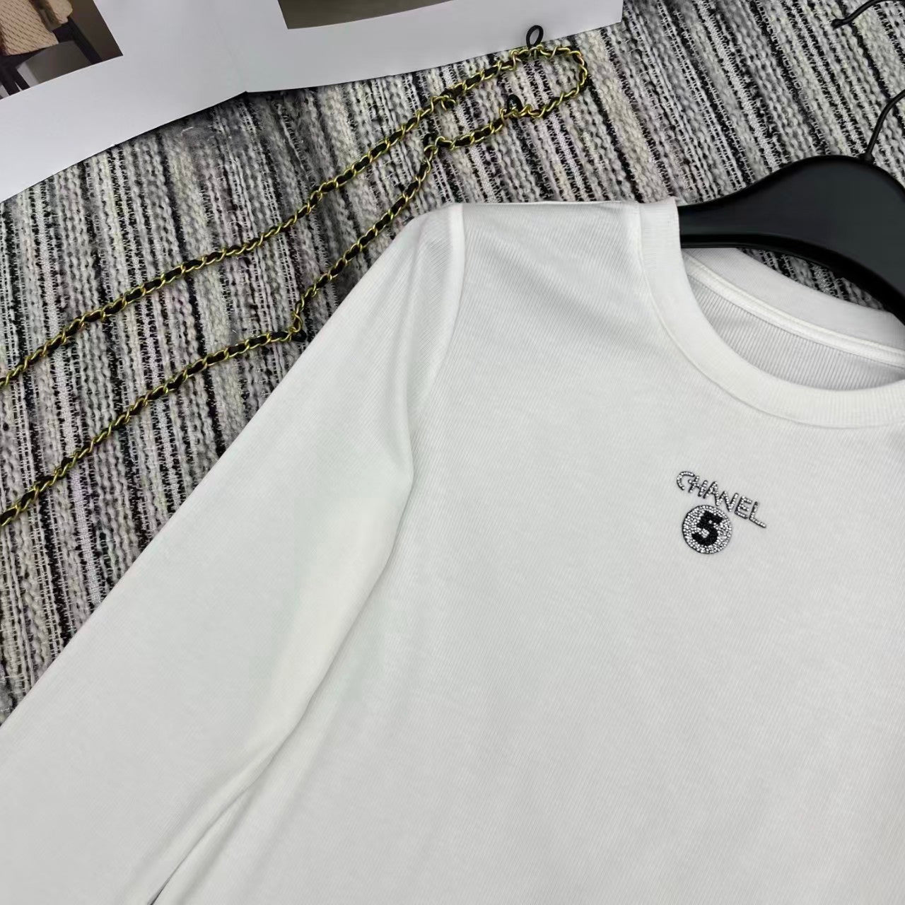 New round neck print