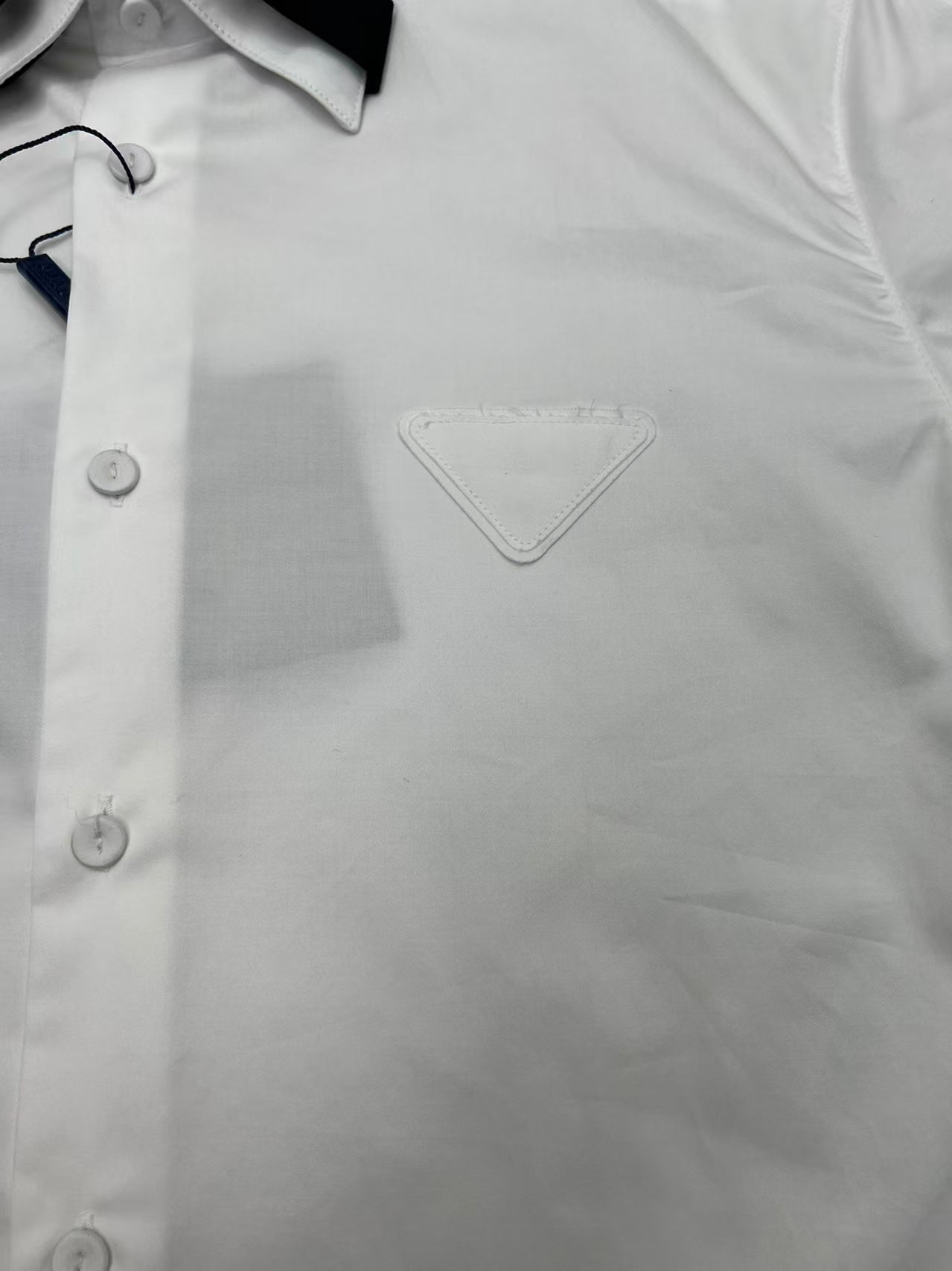 New casual long sleeved shirt