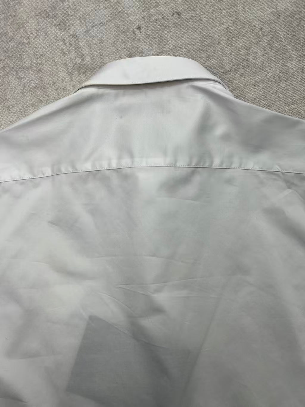 New casual long sleeved shirt