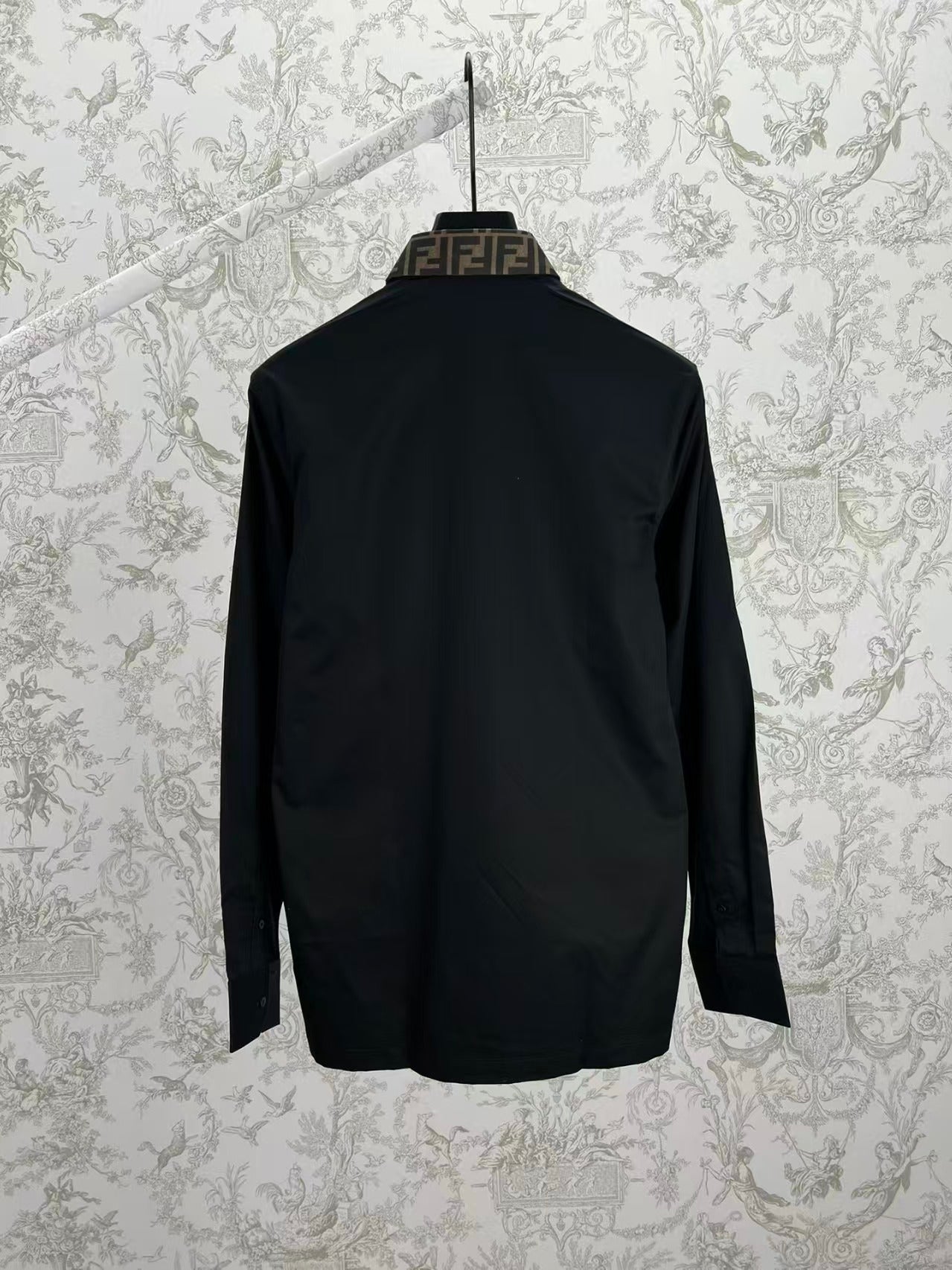 New long sleeved shirt