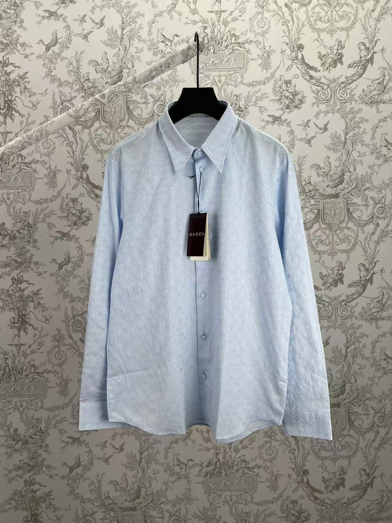 New letter long sleeved shirt