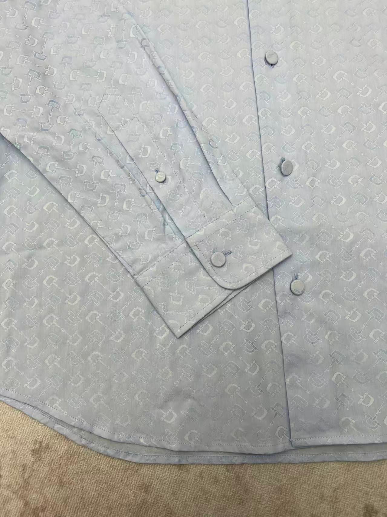 New letter long sleeved shirt