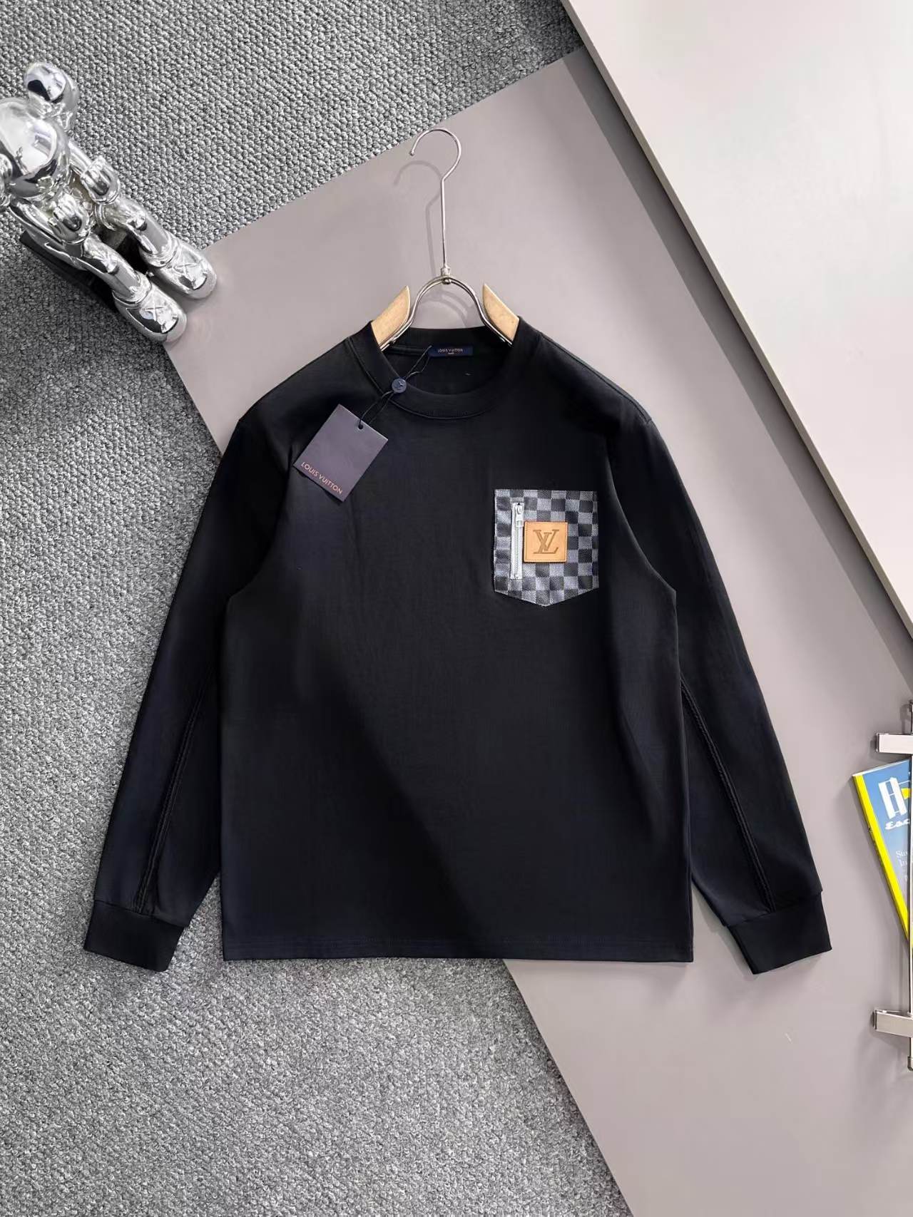 New Zipper Pocket Long Sleeve T-shirt