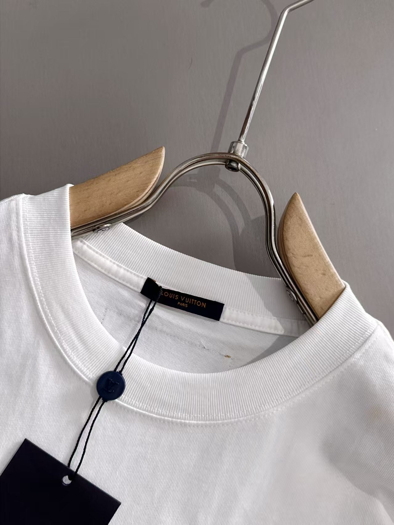 New Zipper Pocket Long Sleeve T-shirt