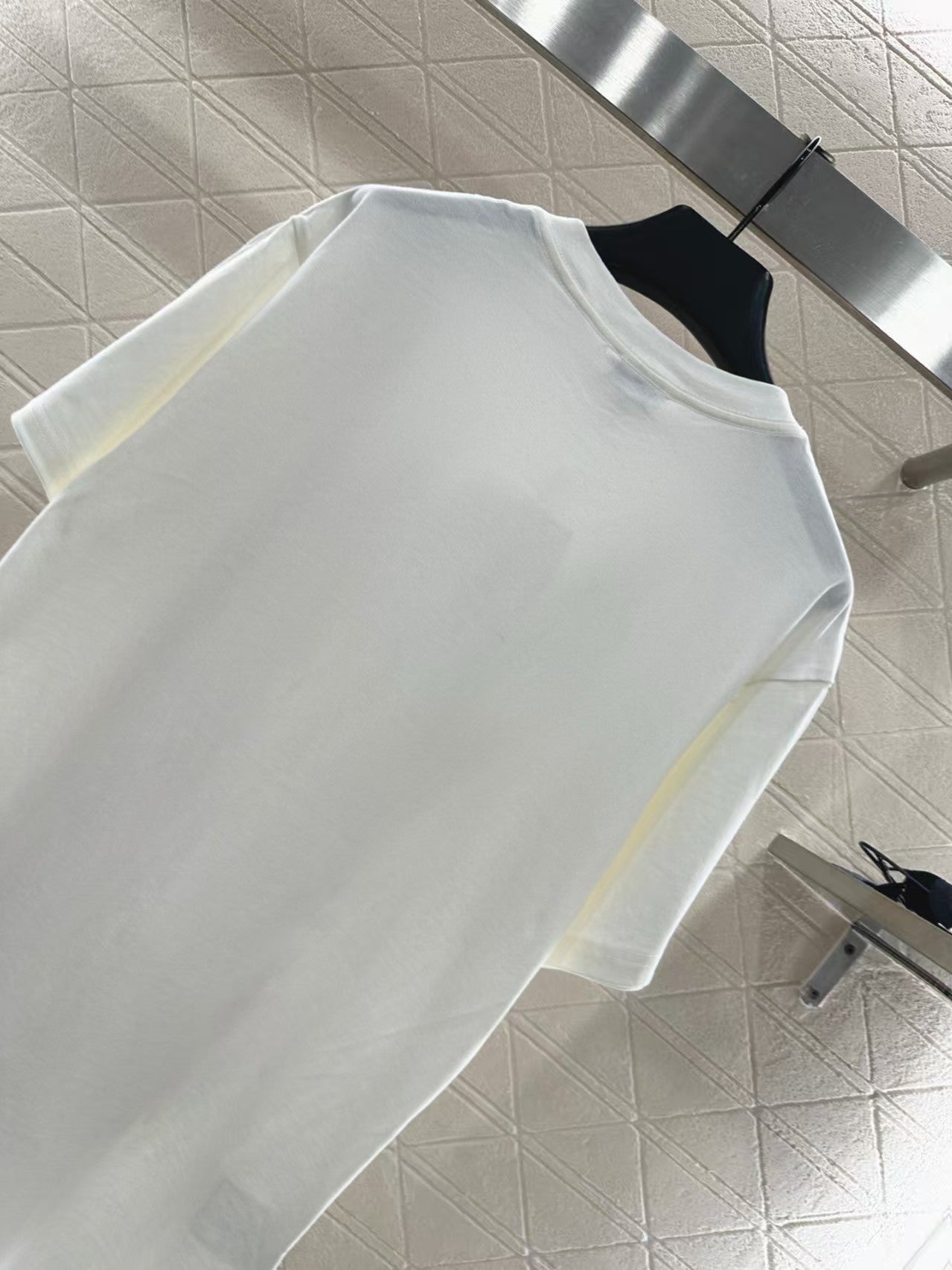 New round neck printed short sleeved shirt