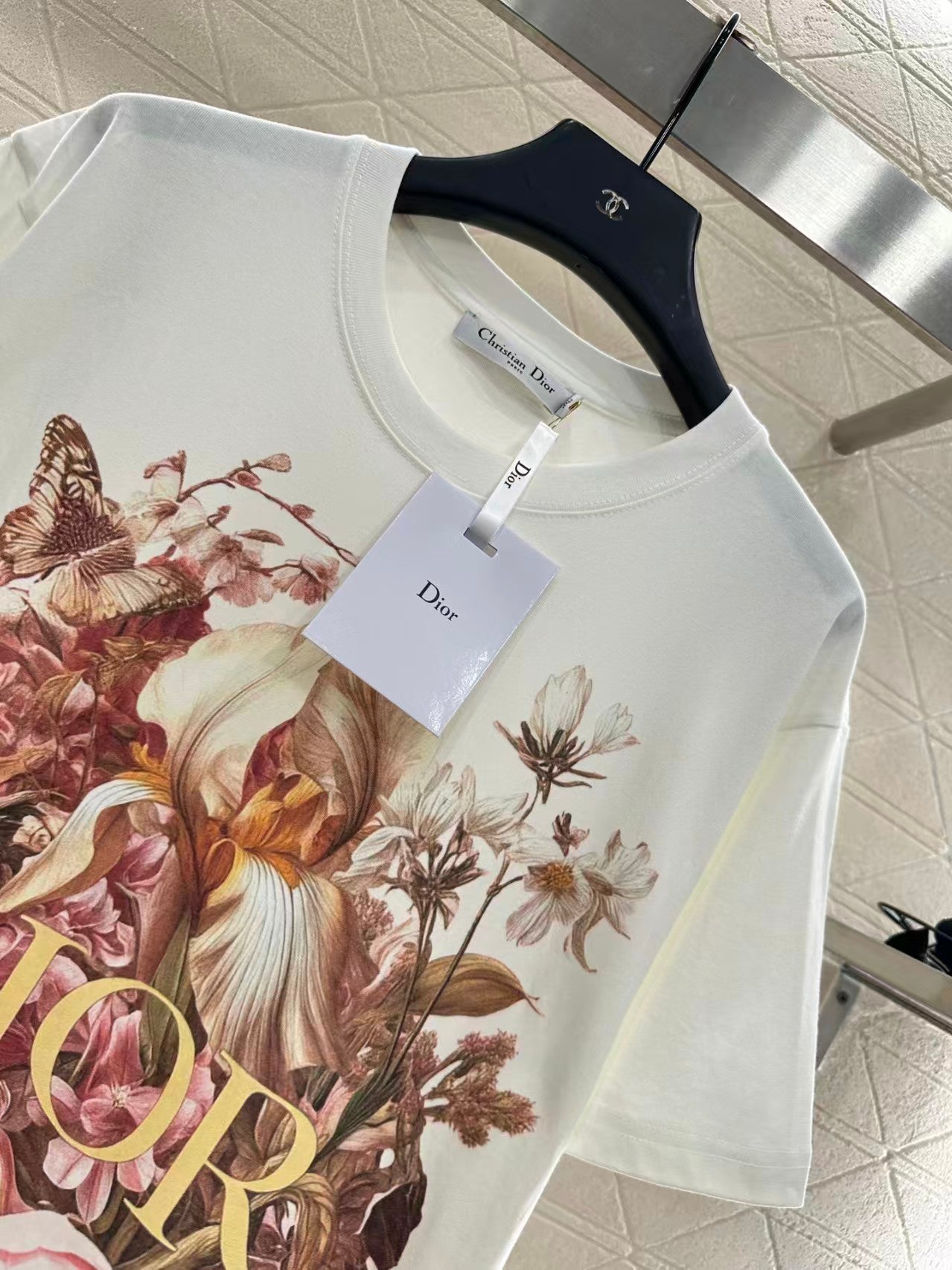 New round neck printed short sleeved shirt