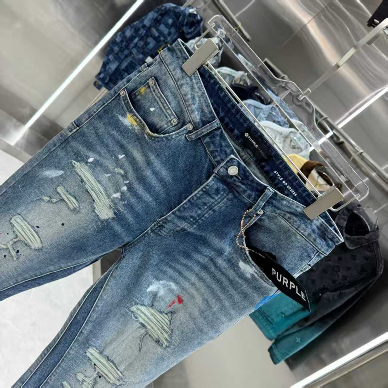 New distressed graffiti micro horn elastic jeans