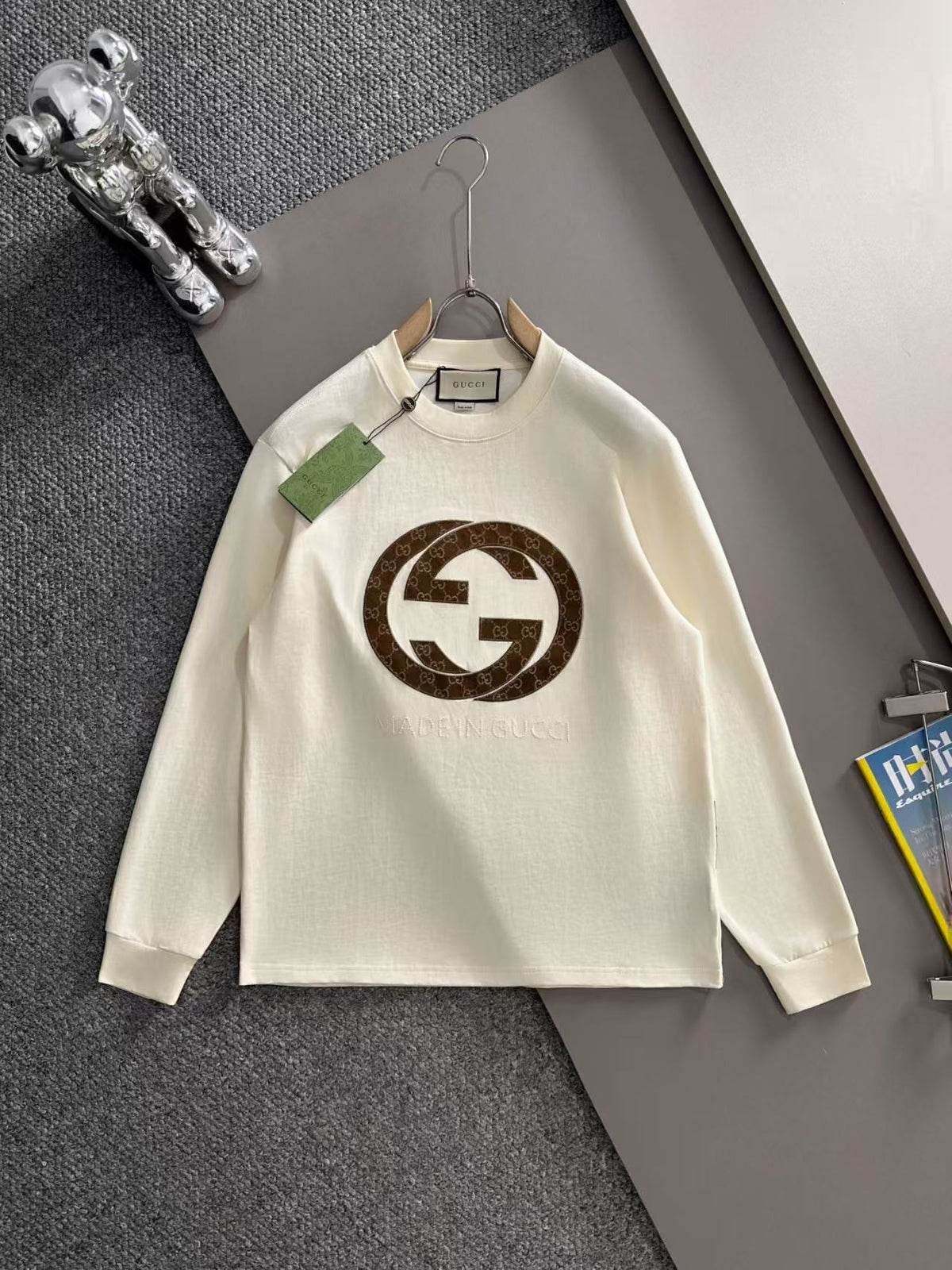 New adhesive letter long sleeved T-shirt