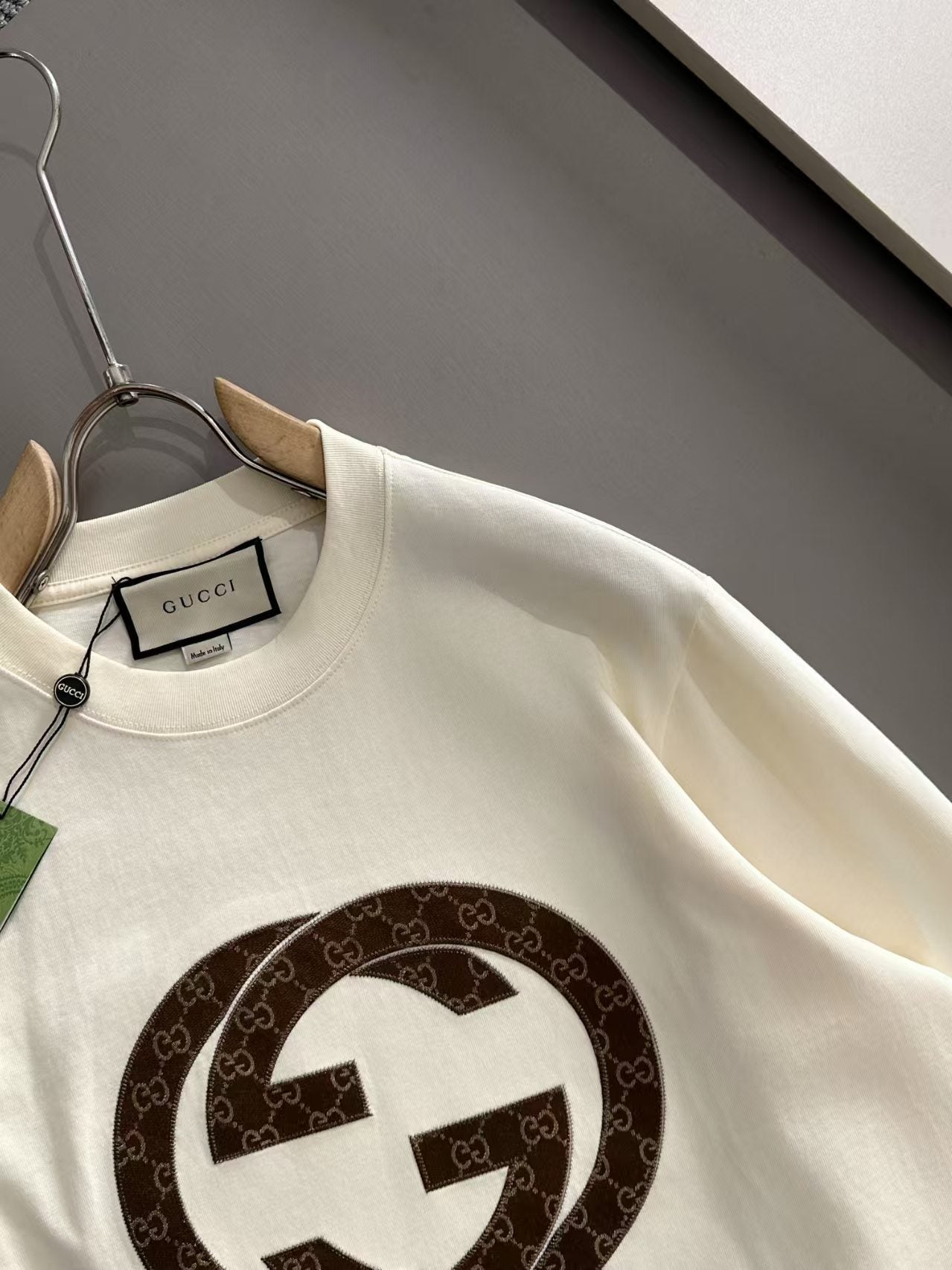 New adhesive letter long sleeved T-shirt