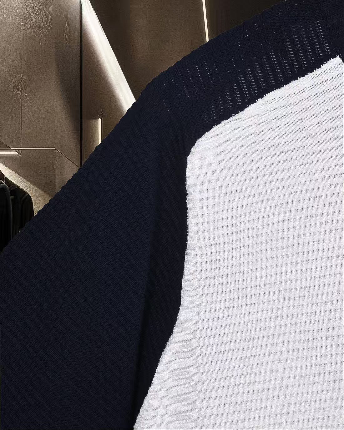 New color blocked knitted casual short sleeved T-shirt