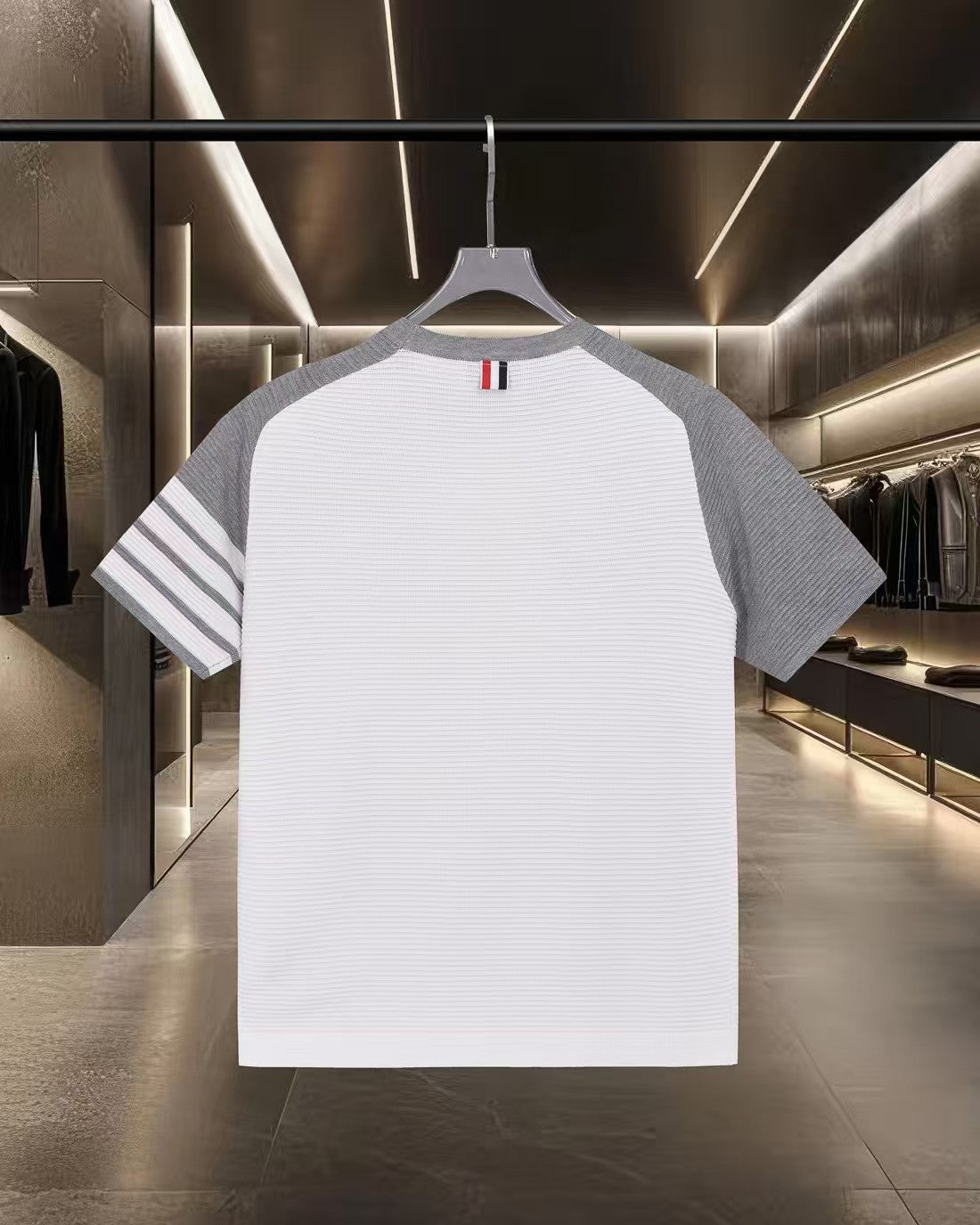 New color blocked knitted casual short sleeved T-shirt