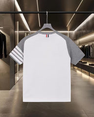 New color blocked knitted casual short sleeved T-shirt