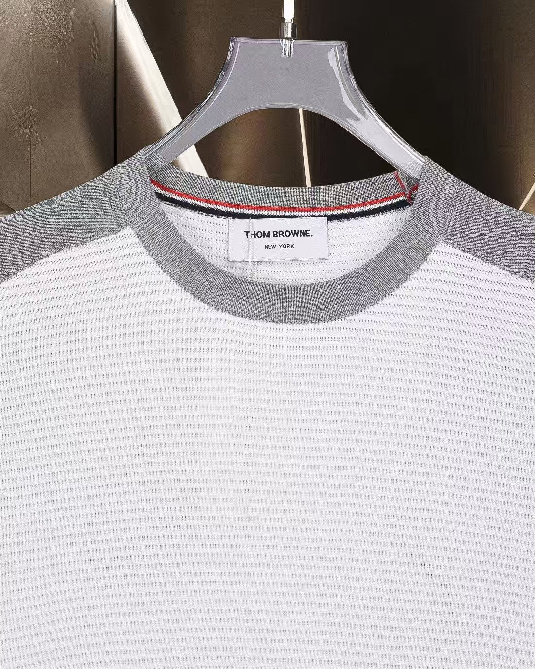 New color blocked knitted casual short sleeved T-shirt
