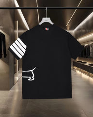 New color blocked four bar knitted casual short sleeved shirt