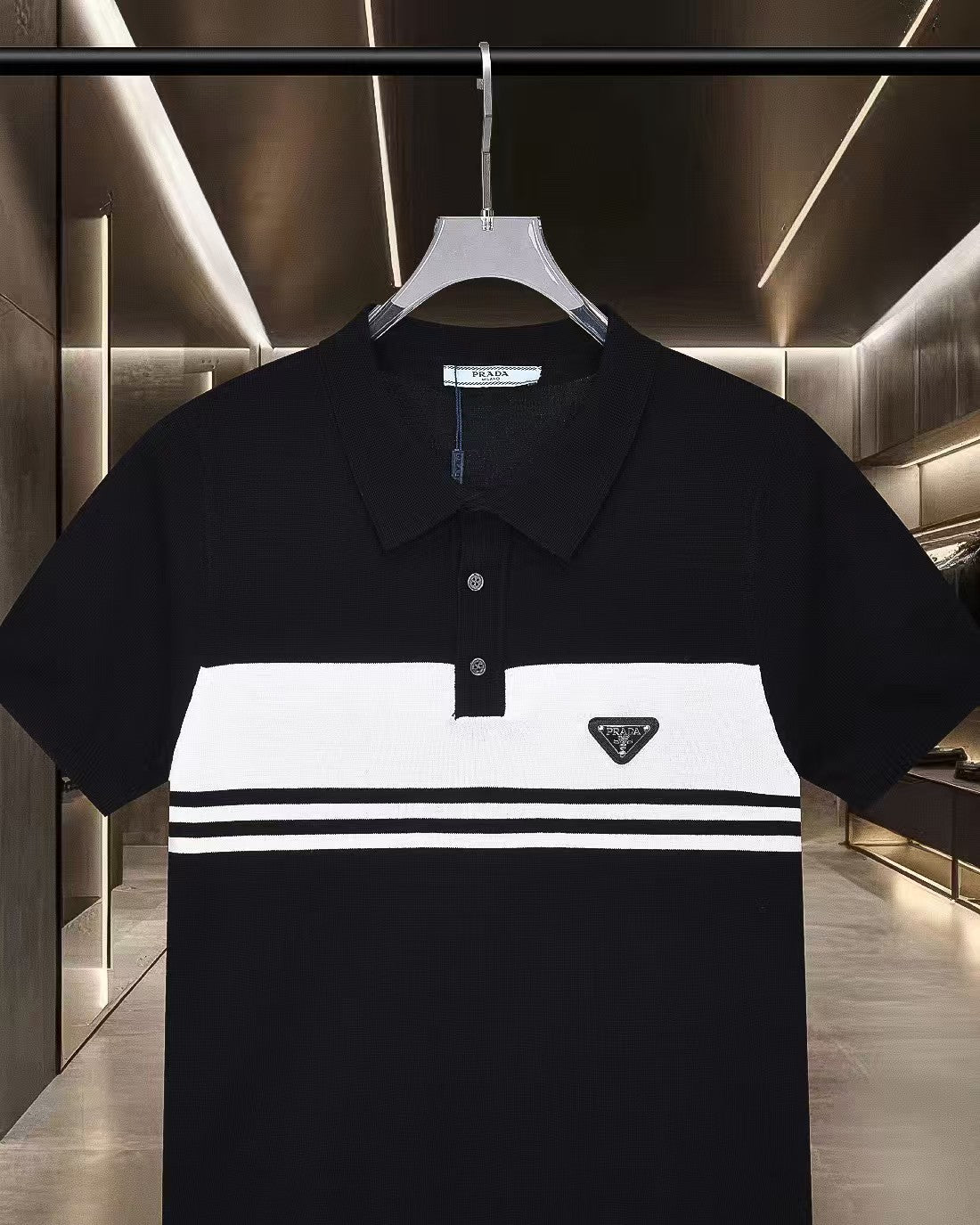 New striped knitted short sleeved polo shirt