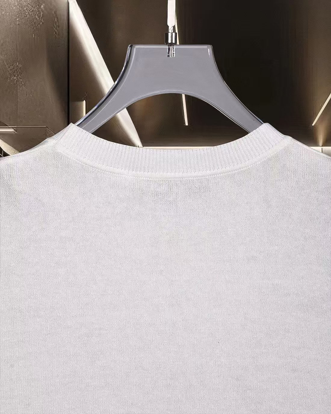 New embroidered knitted casual short sleeved T-shirt