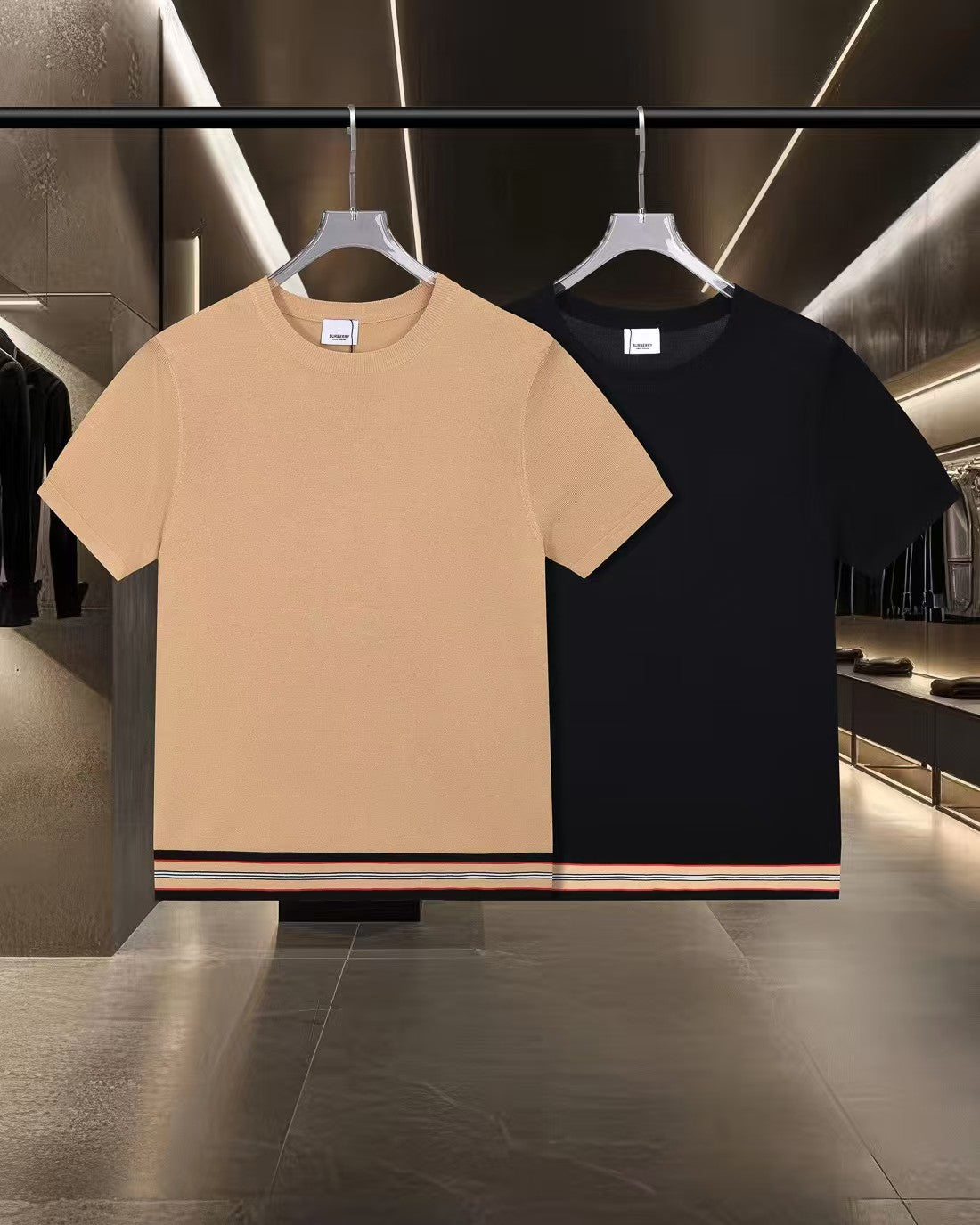 New striped knitted casual short sleeved T-shirt